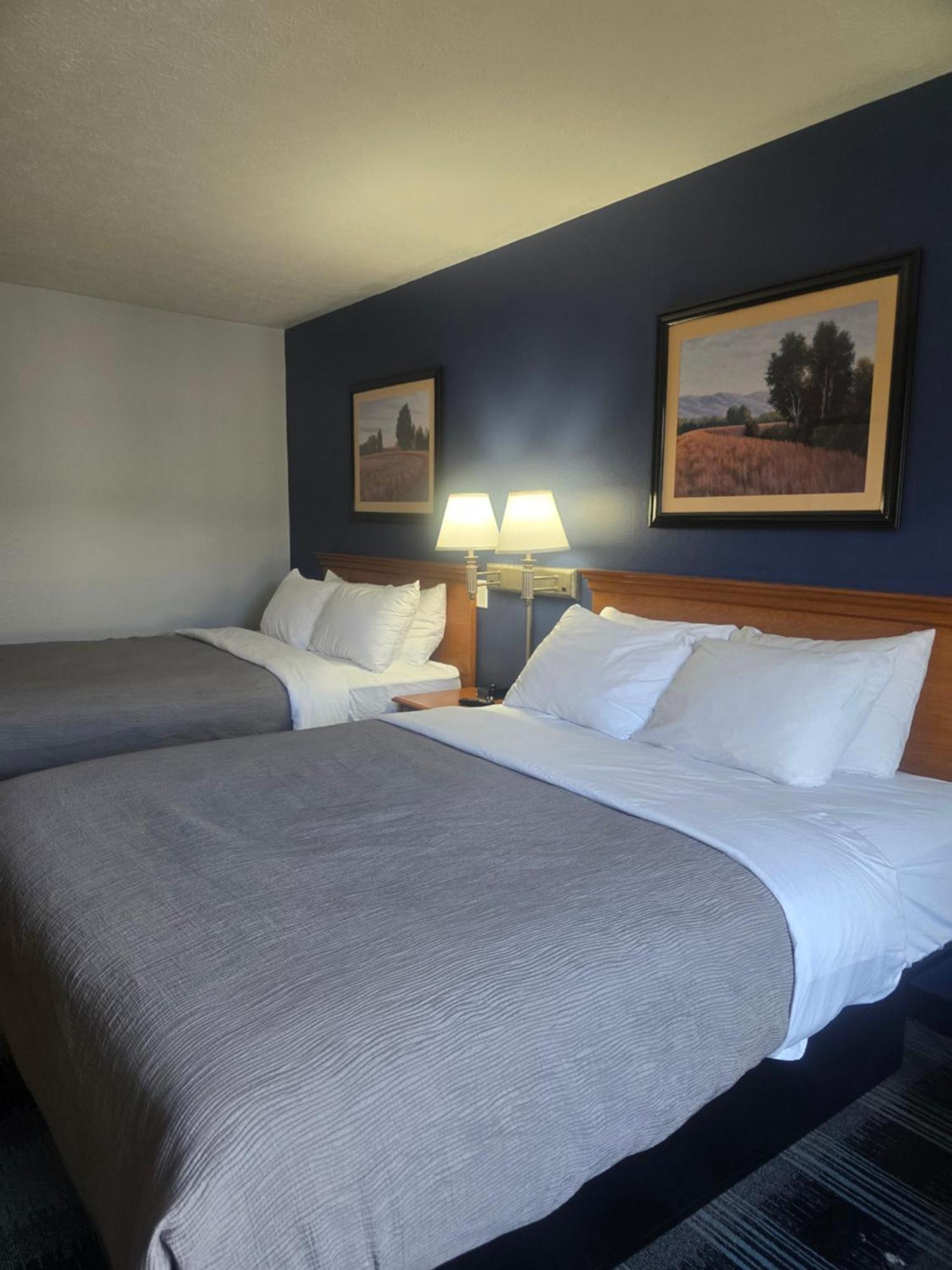 Quality Inn Dublin I-81 Exterior photo